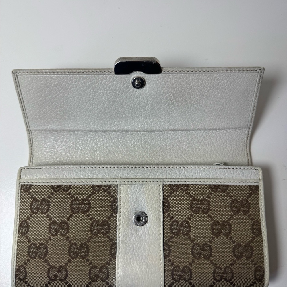 Gucci Women’s GG Monogram Wallet Cream and Tan Long Wallet - Picture 10 of 16